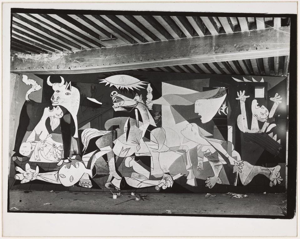 Dora Maar, Photograph of “Guernica” during its execution, state VII